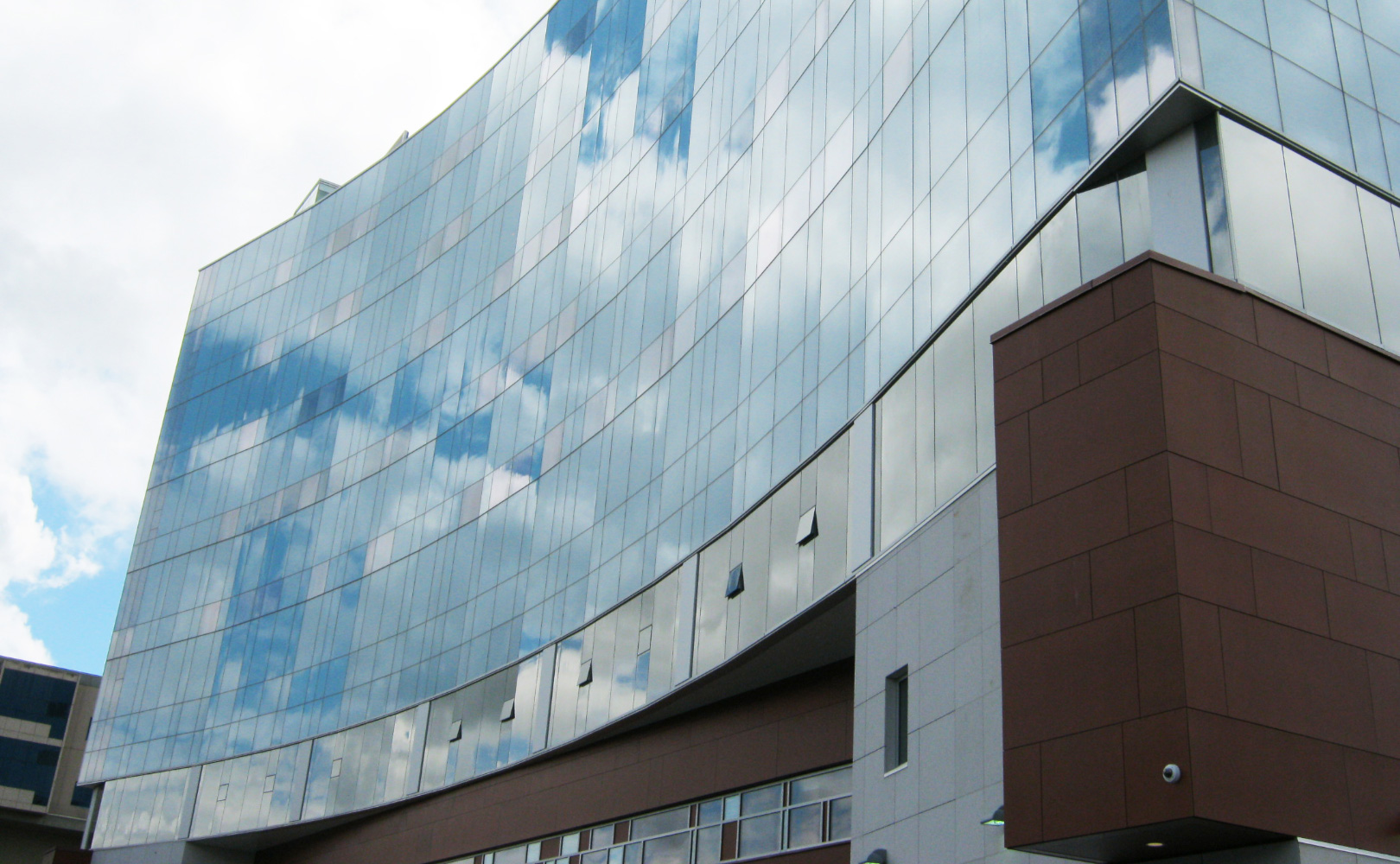 Surrey Memorial Hospital Northern Facades Project